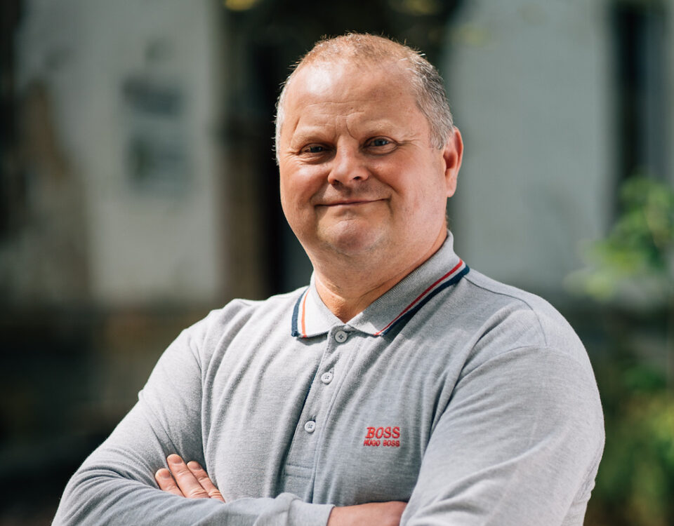 mężczyzna Łukasz Jurek prezes fundacji Marysieńka 5 najczęstszych problemów właścicieli zabytków